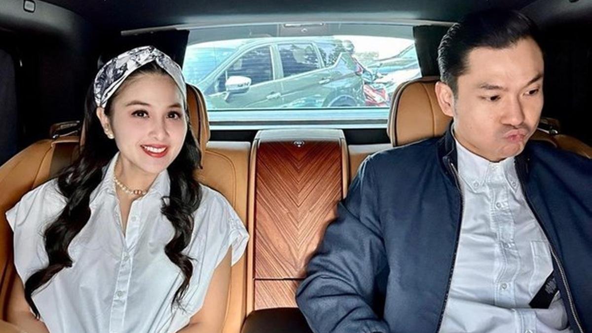 Momen Mengharukan Sandra Dewi dan Harvey Moeis di Ruang Sidang Menjadi Sorotan