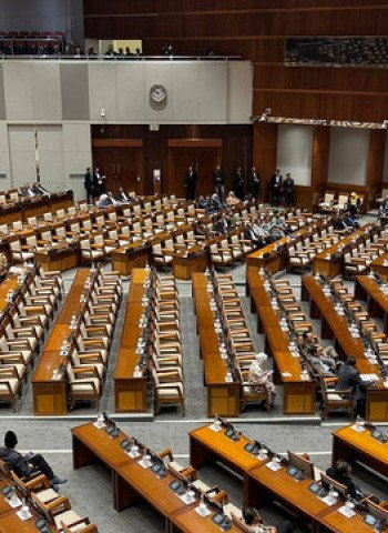 Kebijakan Kenaikan PPN 12 Persen: Kontroversi dan Dinamika Politik