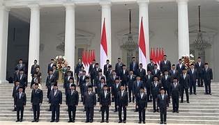 Gaya Para Menteri Ucapkan Selamat Lebaran ke Prabowo di Istana: Momen Kebersamaan di Hari Raya