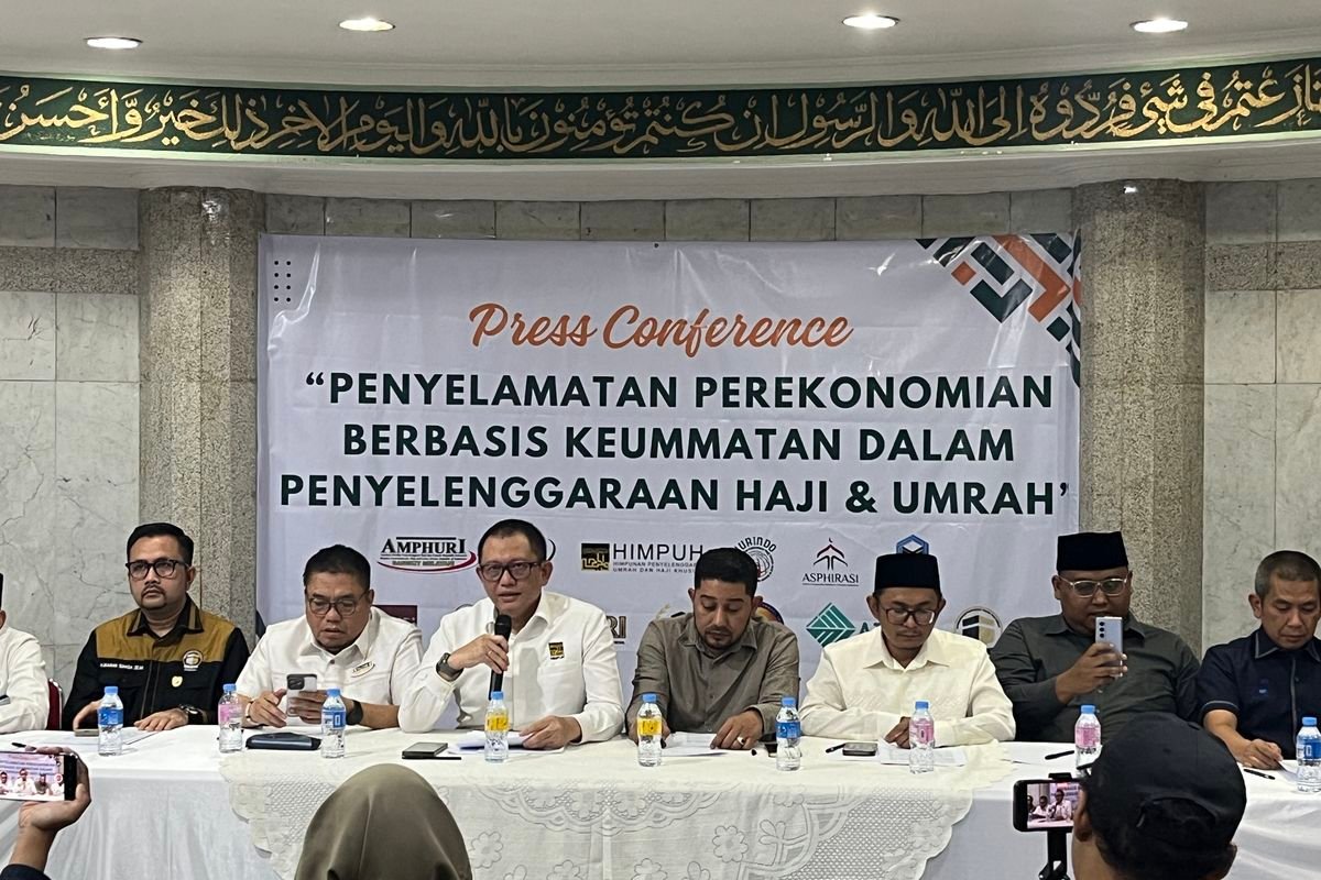 13 Asosiasi Penyelenggara Haji dan Umrah Tolak Legalisasi Umrah Mandiri