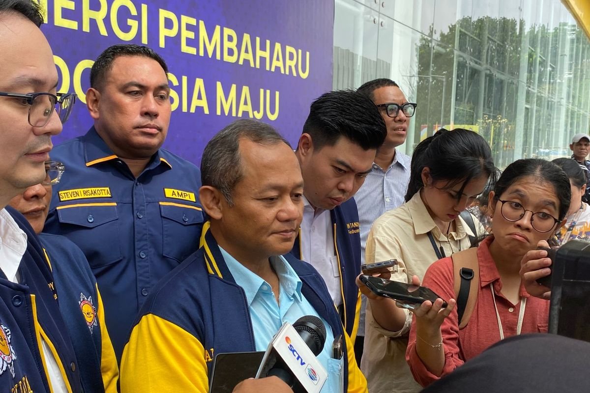Prabowo Anugerahi Bintang Mahaputera kepada Bahlil, Golkar Tegaskan Bukti Kepercayaan Tinggi