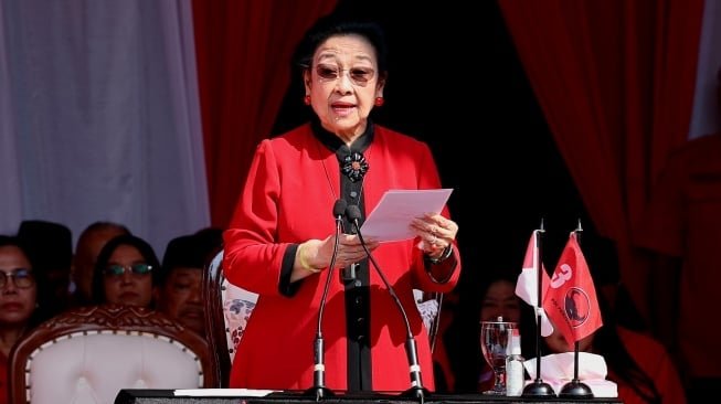 Megawati Perintahkan Kader PDI-P Lawan Penyalahgunaan Konstitusi