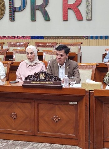 DPR Dinilai Merusak Tradisi Seleksi Terbuka Calon Hakim MK
