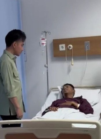 Wapres Gibran Jenguk Korban Luka Aksi Demonstrasi di RSCM dan RS Pelni