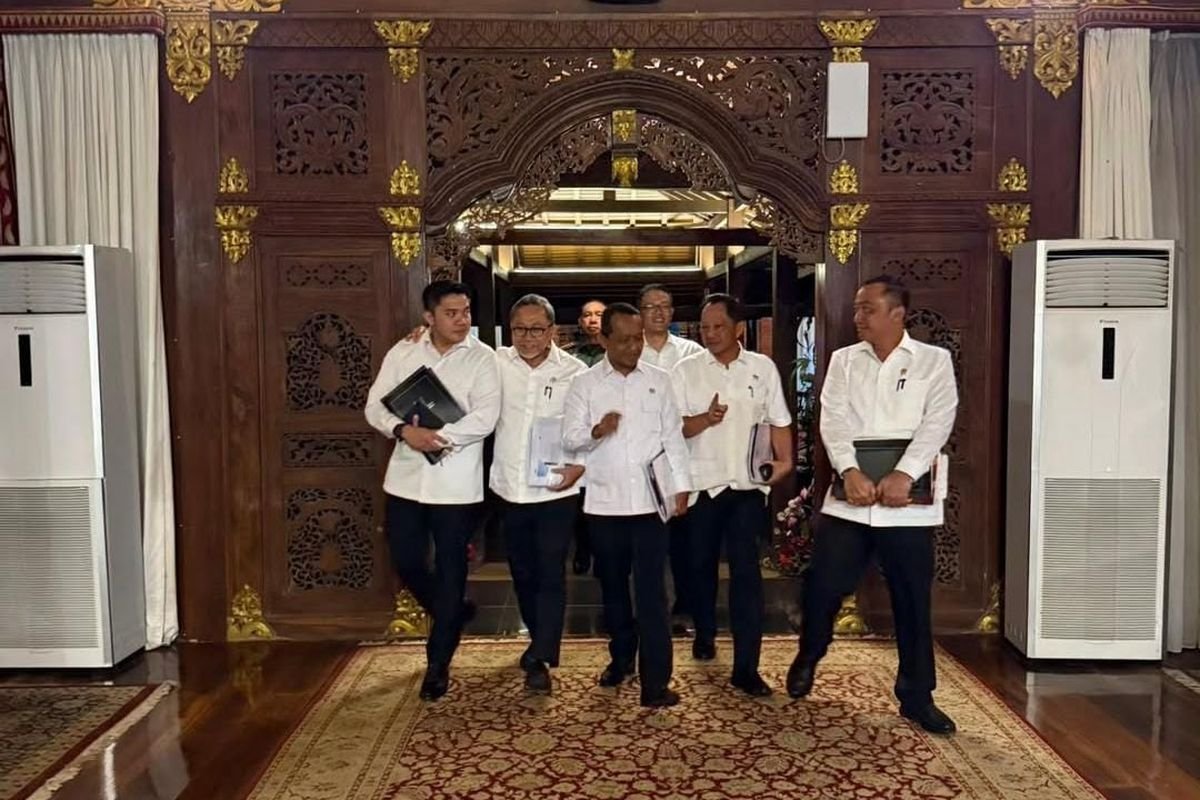 Presiden Prabowo Subianto Panggil Mendadak Sejumlah Menteri ke Hambalang