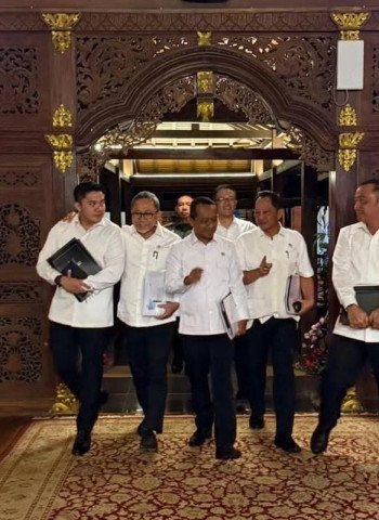 Presiden Prabowo Subianto Panggil Mendadak Sejumlah Menteri ke Hambalang