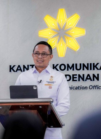 Hasan Nasbi Tegaskan Reshuffle Kabinet Hanya Bisa Diumumkan Presiden