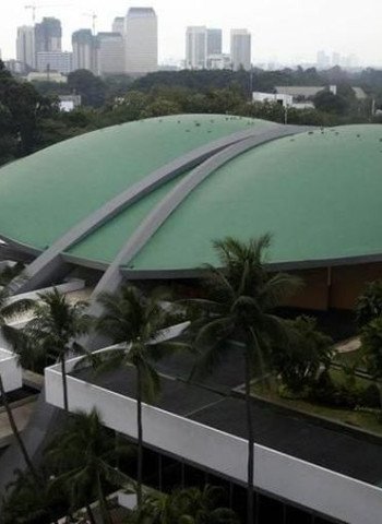 DPR Soroti Penurunan Transfer Dana ke Daerah dalam RAPBN 2026