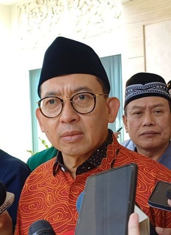 Peluncuran Buku Sejarah Indonesia Versi Baru Ditunda, Fadli Zon Sebut Masih dalam Tahap Pembacaan dan Penyuntingan