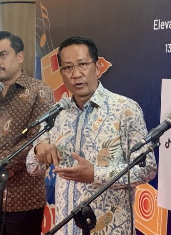 Menkum Pastikan Pengunjung Restoran Tak Dibebani Royalti Musik