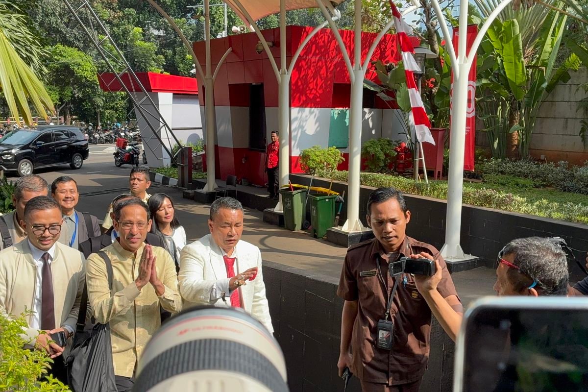 Didampingi Hotman Paris, Nadiem Makarim Penuhi Panggilan KPK