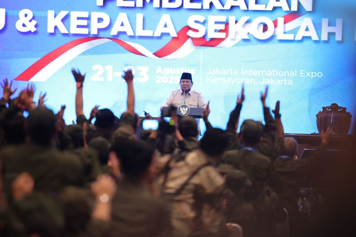 Presiden Prabowo dan Menteri PANRB Tekankan Peran Strategis Guru Sekolah Rakyat