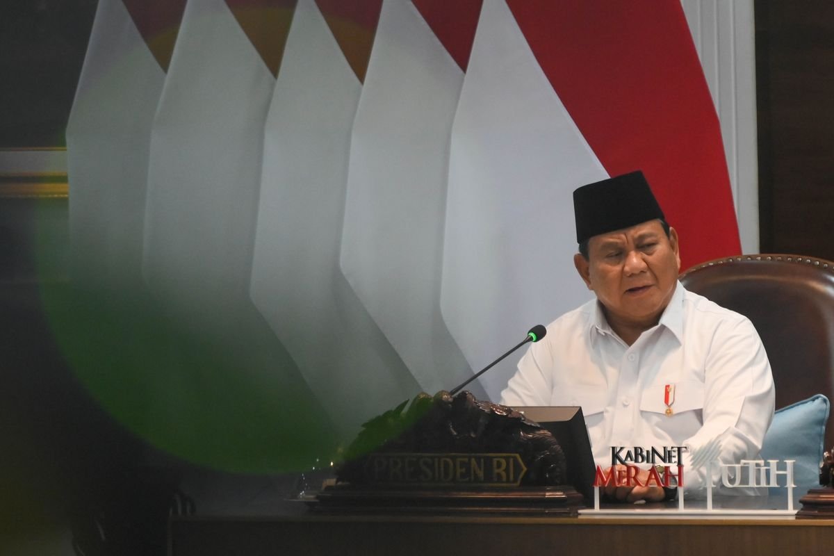 Prabowo Hitung Risiko Politik sebelum Beri Amnesti untuk Hasto dan Tom Lembong