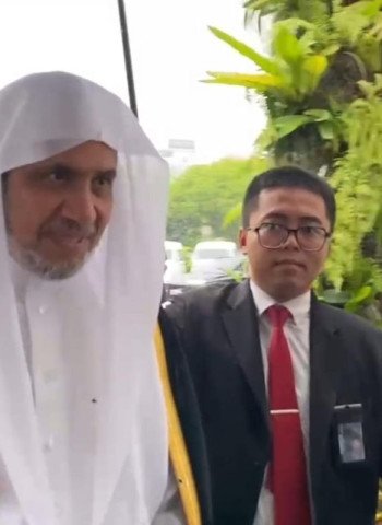 Sekjen Liga Muslim Dunia Temui Prabowo, Siap Dukung Korban Banjir Sumatera