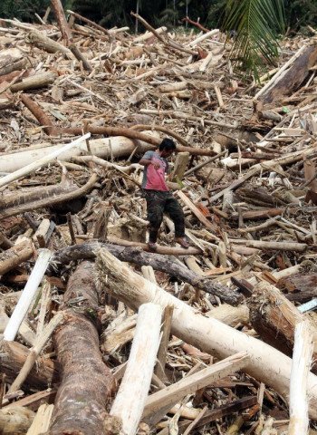 Menggugat Negara yang Absen Merawat Hulu: Bukan Salah Hujan