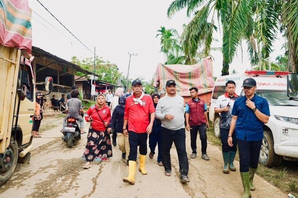 Bantuan Banjir Sumatera: Wamensos Tegaskan Pentingnya Kesabaran dalam Distribusi