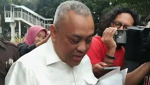 KPK Periksa Eks Bendahara AMPHURI dalam Kasus Korupsi Kuota Haji