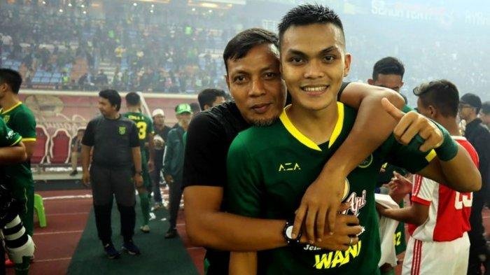Kronologi Meninggalnya Bejo Sugiantoro: Kenangan Terakhir di Lapangan Hijau