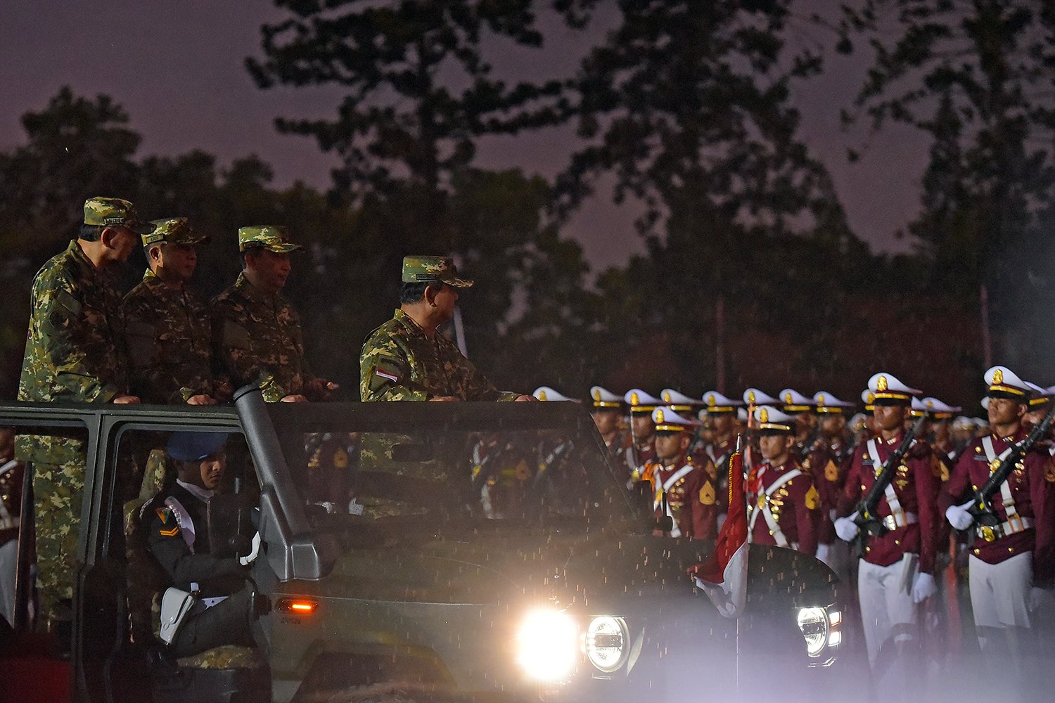 Prabowo Tiba di Yogyakarta: Siap Pimpin Upacara Parade Senja dan Retret Kepala Daerah