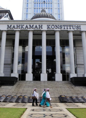 Diskualifikasi Pasangan Calon Bupati Mahakam Ulu: Pelanggaran TSM Terbukti