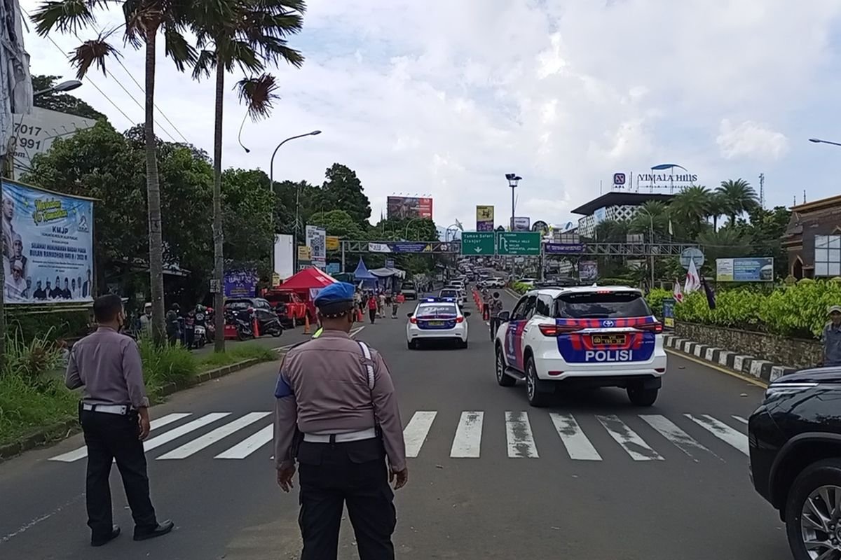 Rekayasa Lalu Lintas Satu Arah di Jalur Puncak Menuju Jakarta