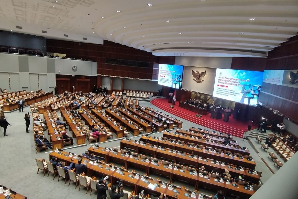 Reaksi Keras Partai Politik Terhadap Putusan MK Pisahkan Pemilu Nasional dan Daerah