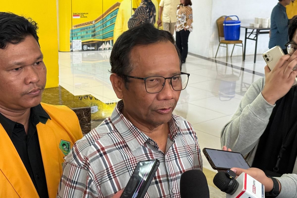 Mahfud MD Berharap Hasto Kristiyanto Dapat Vonis Adil, Singgung Kasus Tom Lembong