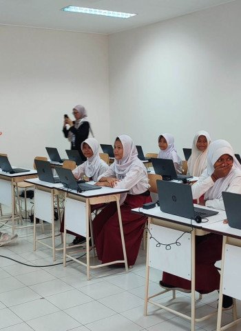 Simulasi Dimulai, Siswa Sekolah Rakyat Jawab 99 Pertanyaan untuk Petakan Kemampuan