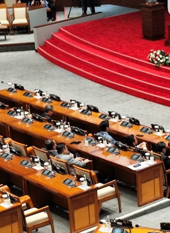 Keanehan Absensi DPR karena Anggota Berizin Tetap Dinyatakan Hadir