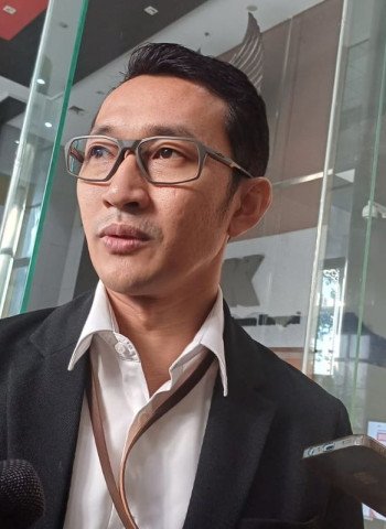 KPK Selidiki Lebih Lanjut Aliran Dana Hibah Jatim Dengan Memeriksaan Tiga Saksi Kunci
