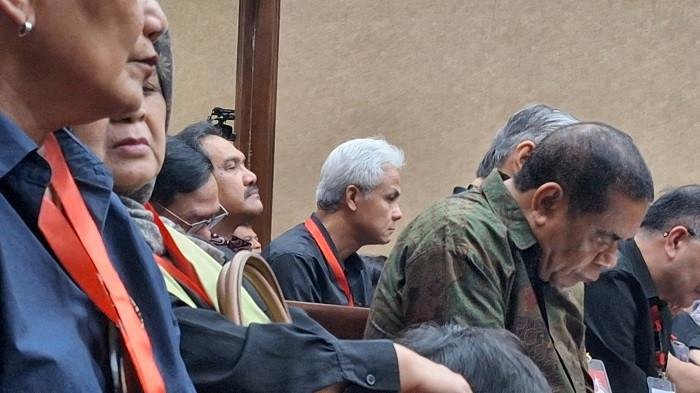 Elite PDIP Tunjukkan Solidaritas saat Hasto Divonis Penjara