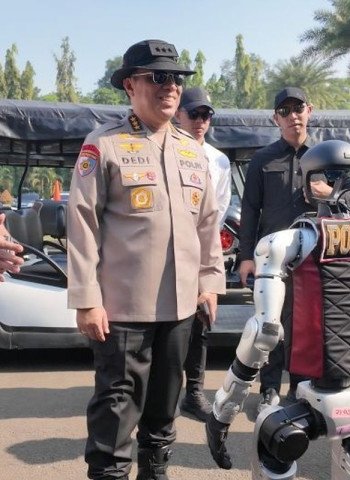 Polri Berkolaborasi dengan Perusahaan Lokal untuk Mengembangkan Robot Humanoid dan K9
