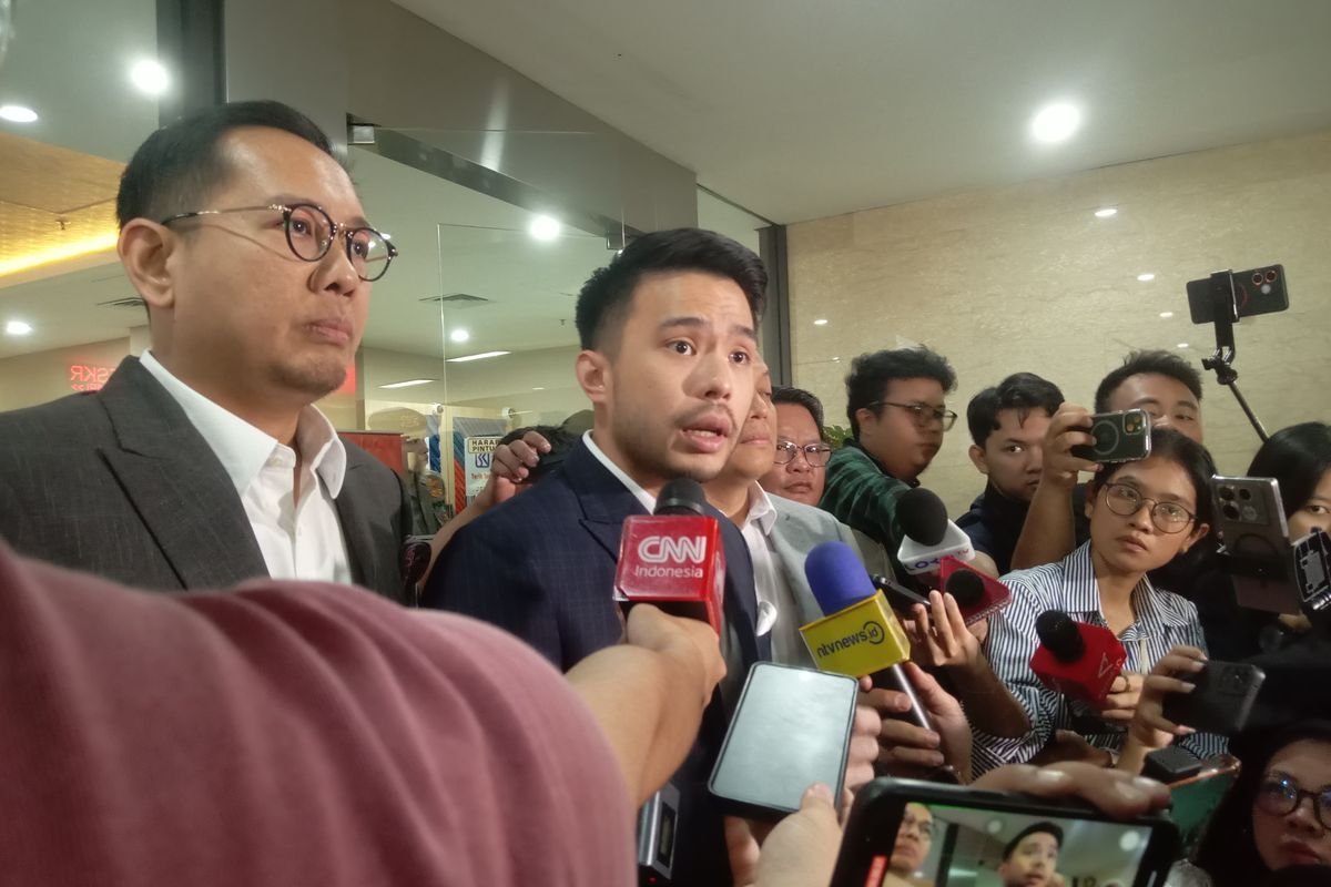 Yakup Hasibuan dan Tim Hadiri Gelar Perkara Dugaan Ijazah Palsu Jokowi