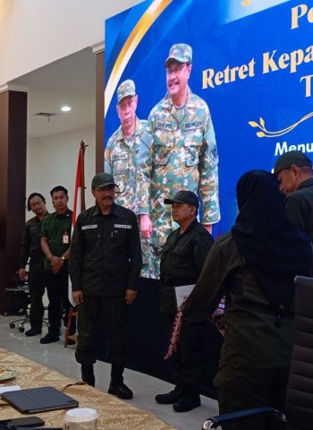 Mensos Tegaskan Pentingnya Pendidikan dan Jangan Biarkan Mimpi Anak Hilang