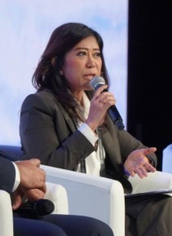 Menkomdigi Soroti Ketidakpatuhan Facebook dan WhatsApp dalam Hapus Konten Negatif