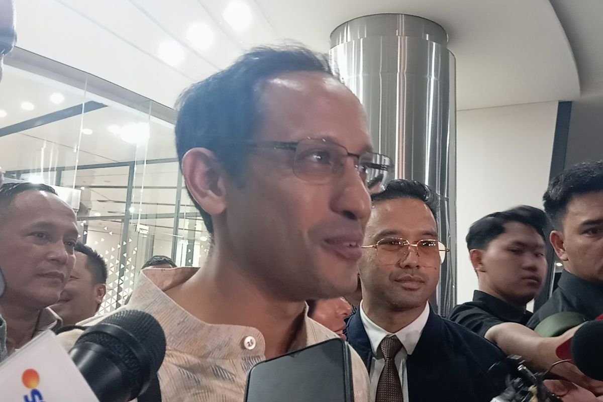 Nadiem Makarim Diperiksa 12 Jam oleh Kejagung dalam Kasus Korupsi Laptop