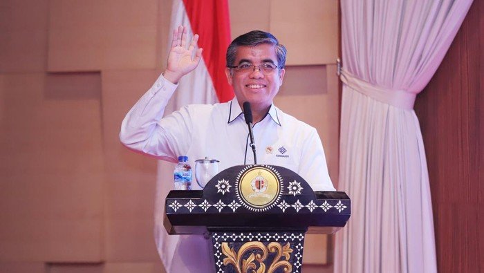 Pemimpin Visioner: Pilar Utama dalam Mengasah Pola Pikir Masa Depan