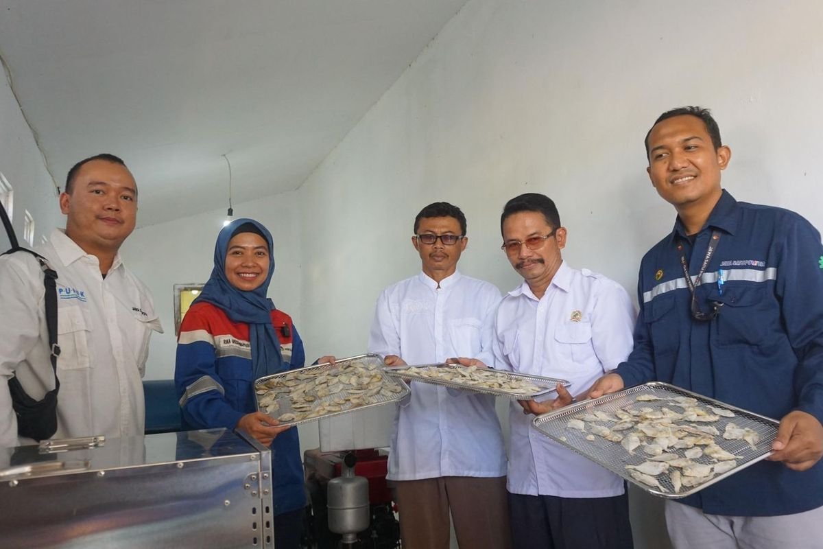 Limbah Ikan Jadi Cuan Nelayan Subang Didukung Pertamina NRE