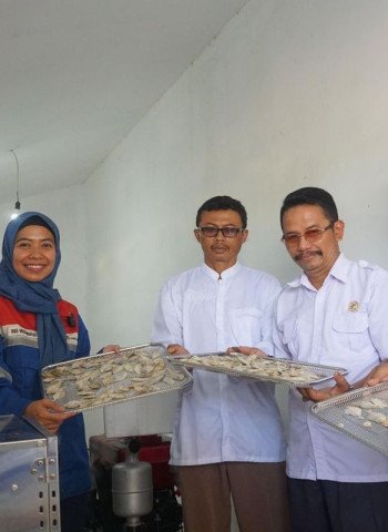 Limbah Ikan Jadi Cuan Nelayan Subang Didukung Pertamina NRE