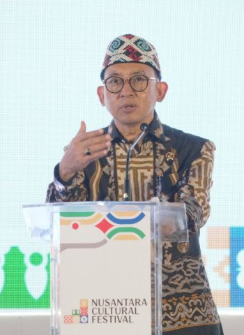 Pro dan Kontra Penulisan Ulang Sejarah Indonesia dengan Perspektif Positif