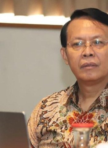 Strategi Prabowo: Subsidi Upah dan Bantuan Tunai untuk Melindungi Kelas Menengah Bawah