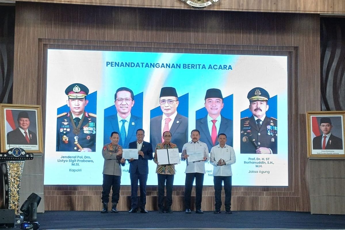 Langkah Krusial Transformasi Hukum Pemerintah Teken Resmi Naskah DIM RUU KUHAP