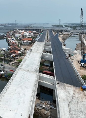 PUPR Percepat Pembangunan Tol Semarang-Demak Seksi 1 sebagai Solusi Permanen Atasi Banjir Rob di Pantura