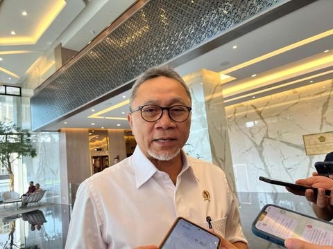 Survei IPO: Zulhas Diakui Sebagai Menko dengan Kinerja Terunggul