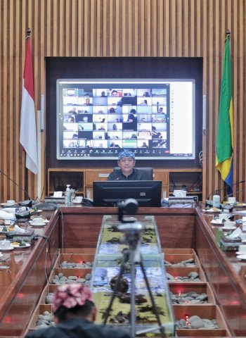 Prabowo Instruksikan AHY Bentuk Satgas Penanganan Sampah Nasional