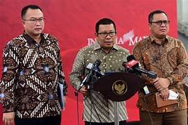 Rencana Transformasi BUMN Karya Menjadi BUMN Pangan: Tanggapan Kepala Badan Pangan Nasional