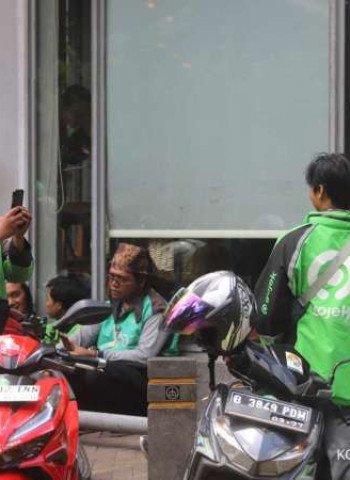 Pemerintah Selidiki Bonus Hari Raya Rp 50.000 untuk Mitra Ojek Online