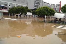 Mal Mega Bekasi Ditutup Akibat Banjir: Kondisi Terkini dan Dampaknya