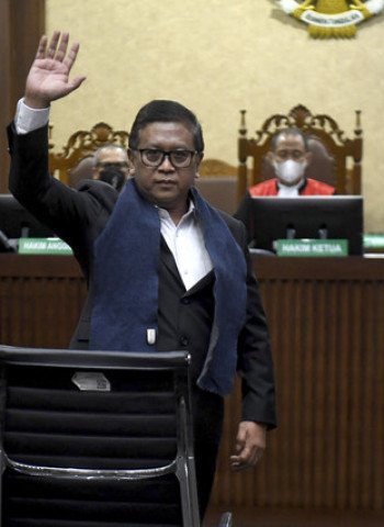 Penolakan Kubu Hasto Terhadap Penyelidik KPK Sebagai Saksi Ahli di Pengadilan