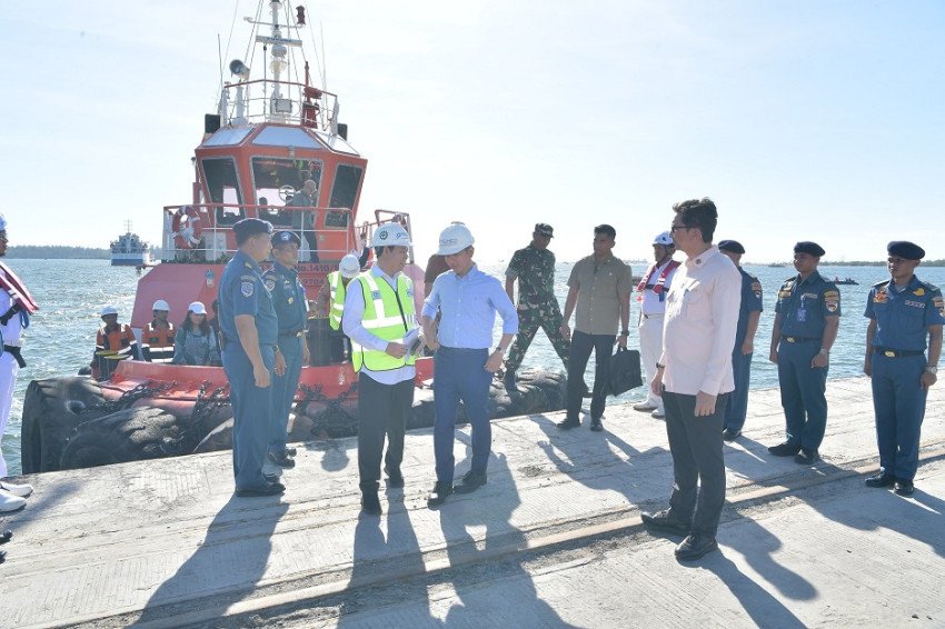 Gibran Tinjau Pelabuhan Pulau Baai: Pengerukan Harus Dipercepat